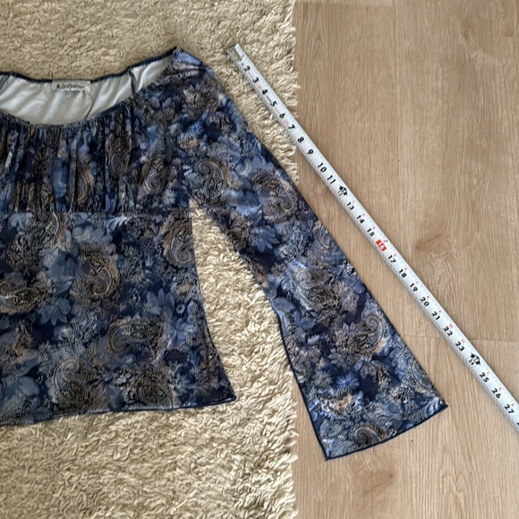 Self esteem top. Excellent condition. Extra large. - Picture 4 of 7